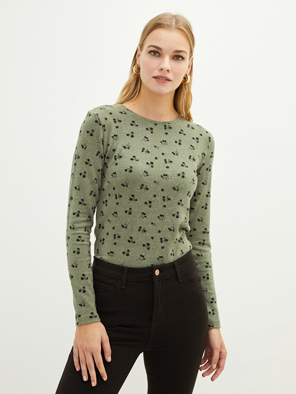 Haki Bisiklet Yaka Baskılı Uzun Kollu Kadın Tişört-1