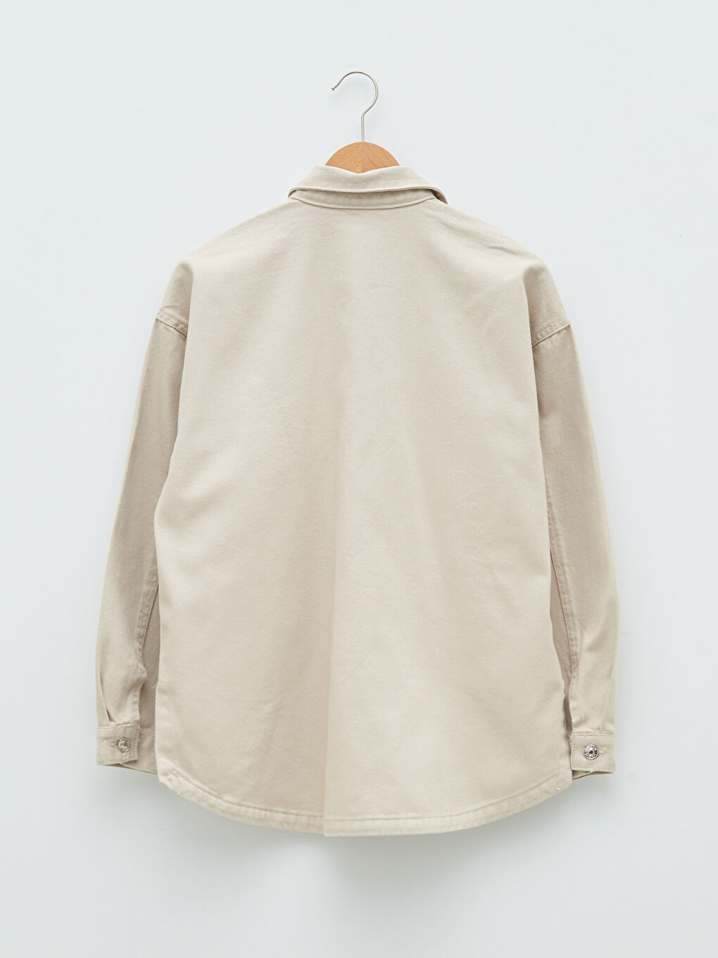 Bej Önden Düğme Kapamalı Düz Cep Detaylı Uzun Kollu Kadın Jean Gömlek Ceket-6