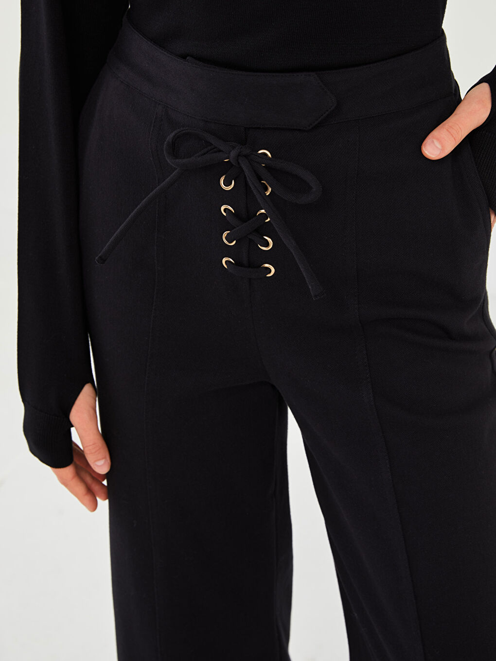 LC Waikiki GAMZE SARAÇOĞLU X LCW VISION WOMEN'S TROUSERS - STANDARD FIT BIRD EYE DETAILED WIDE LEG -W1JT51Z8-CVL