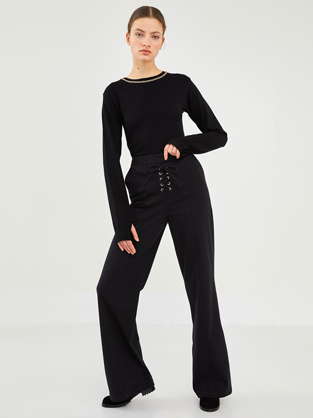 LC Waikiki GAMZE SARAÇOĞLU X LCW VISION WOMEN'S TROUSERS - STANDARD FIT BIRD EYE DETAILED WIDE LEG -W1JT51Z8-CVL