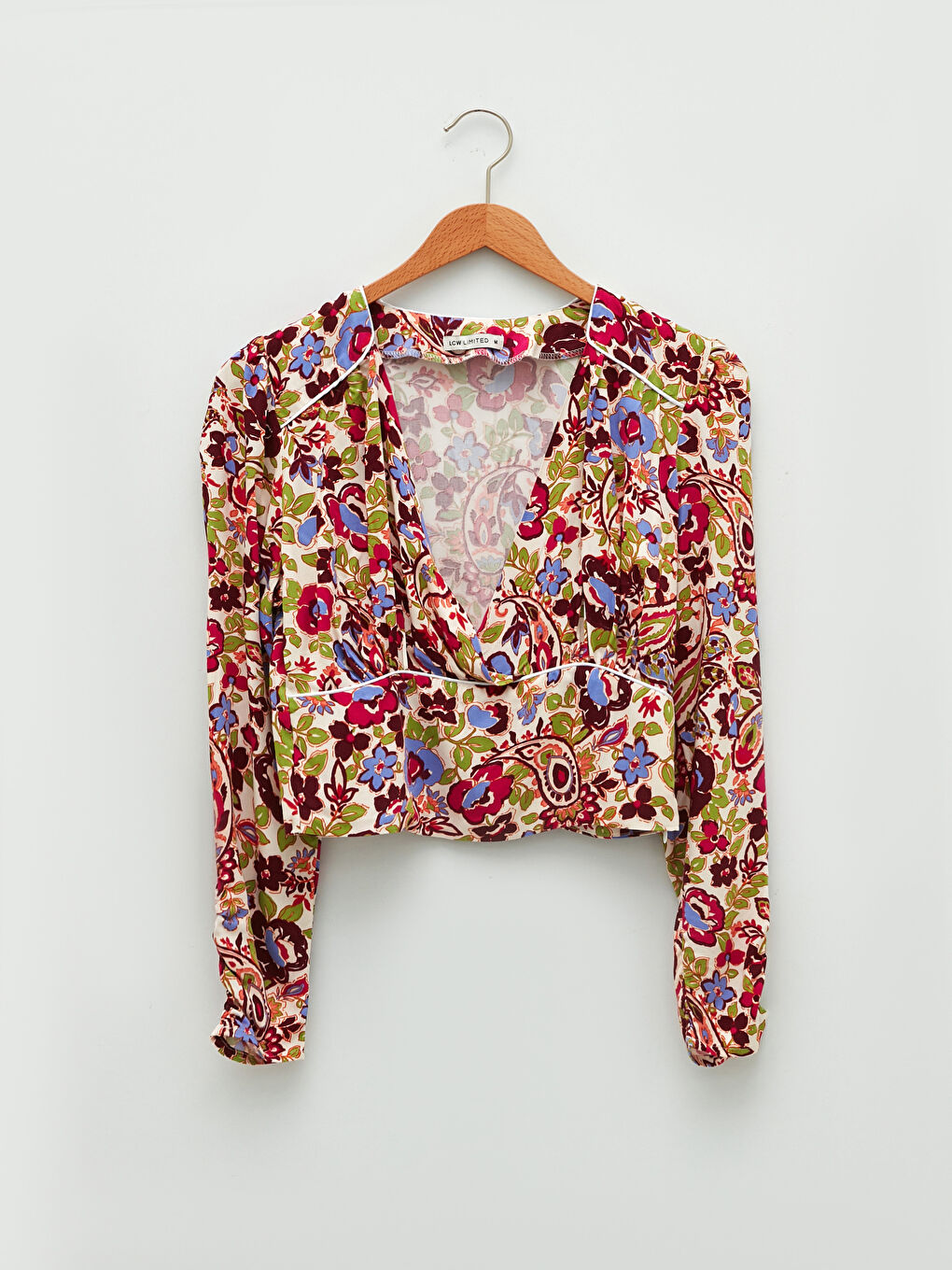 Ekru Kruvaze Yaka Desenli Uzun Kollu Viskon Kadın Bluz-5