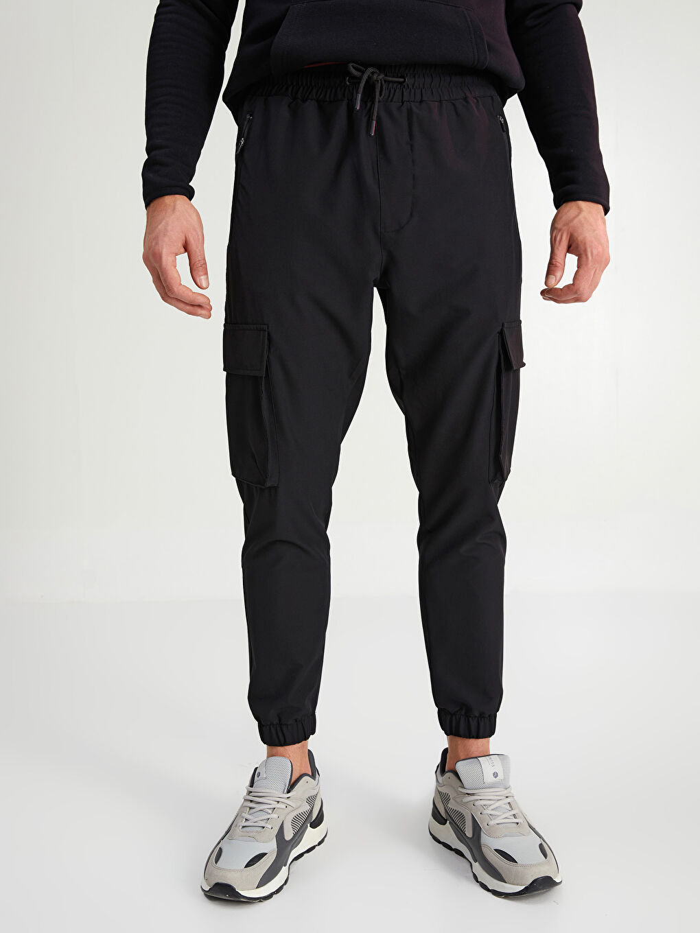 Siyah Slim Fit Erkek Jogger Eşofman Altı-4