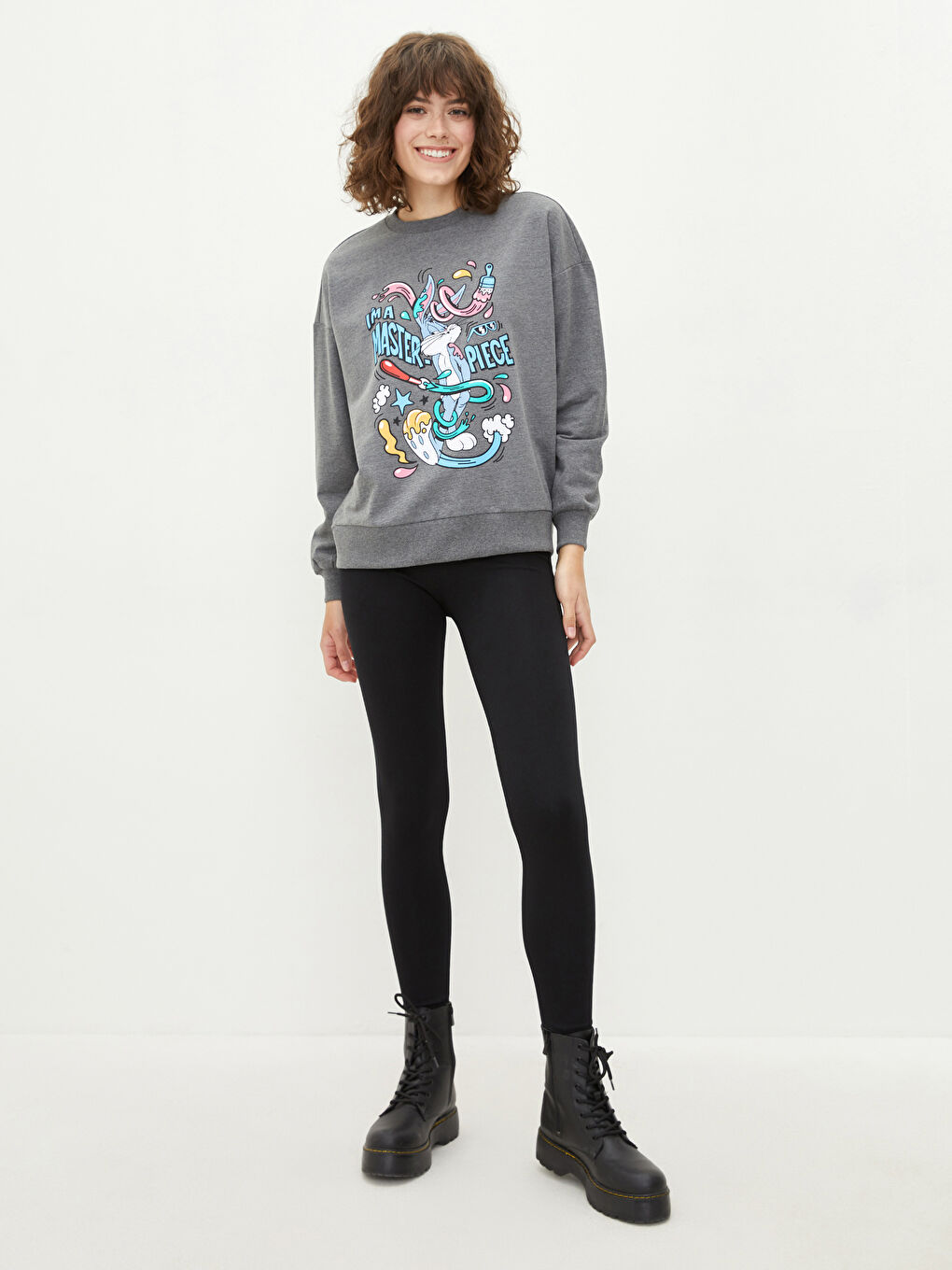 Gri Bisiklet Yaka Bugs Bunny Baskılı Uzun Kollu Kadın Sweatshirt-2