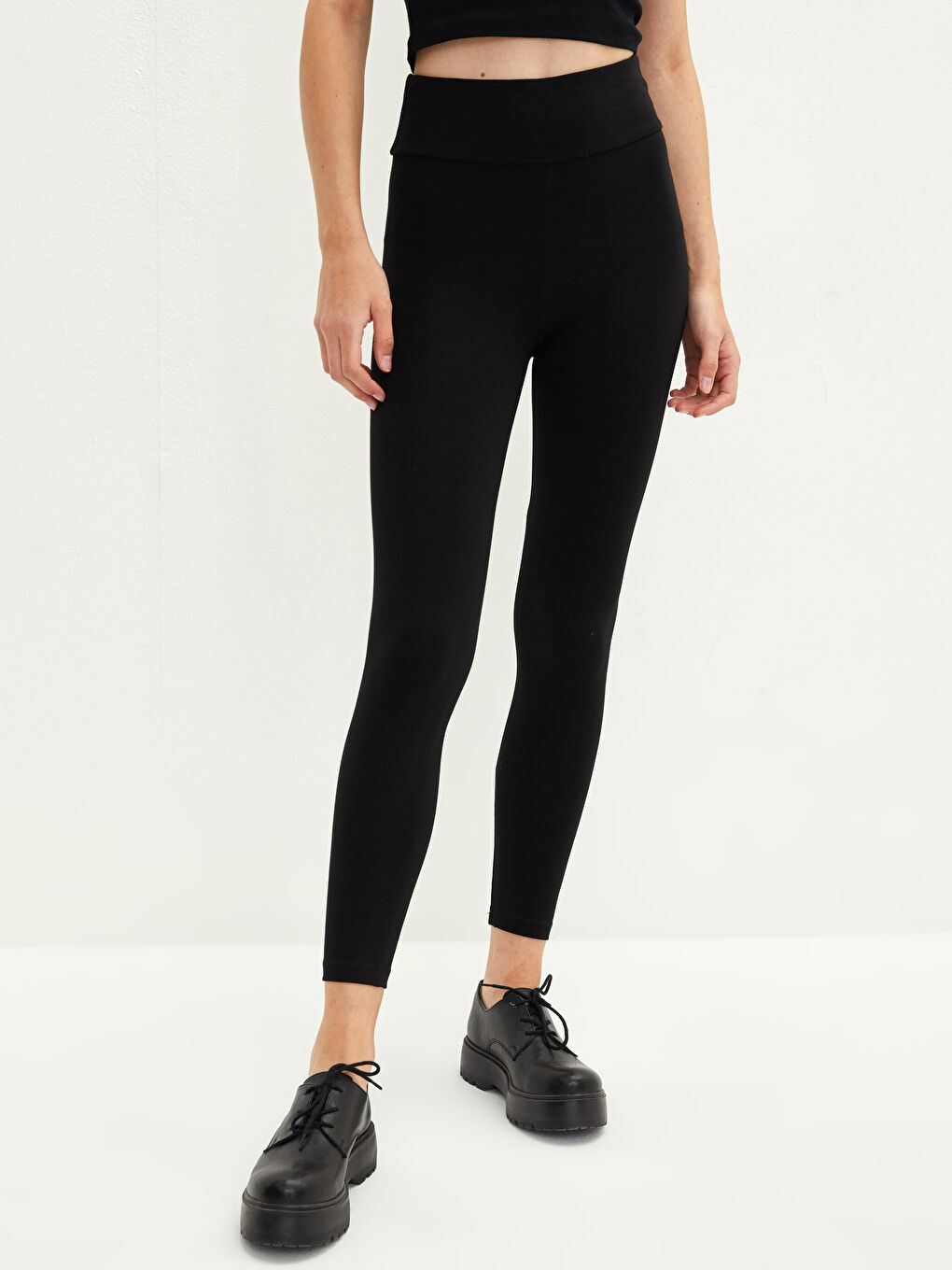 Siyah Kadın Beli Lastikli Düz Tayt Pantolon-2