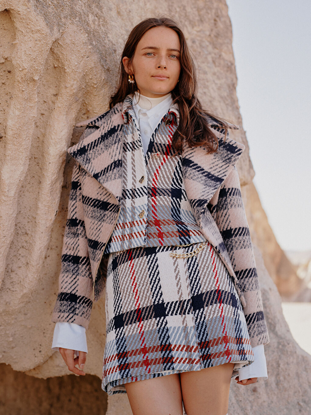 LCW Vision GAMZE SARAÇOĞLU X LCW VISION WOMEN'S JACKET - SHIRT COLLAR LONG SLEEVE PLAID CROP -W1JU47Z8-LLX