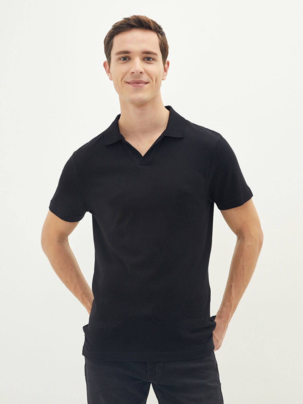 Siyah Polo Yaka Kısa Kollu Erkek Triko Kazak