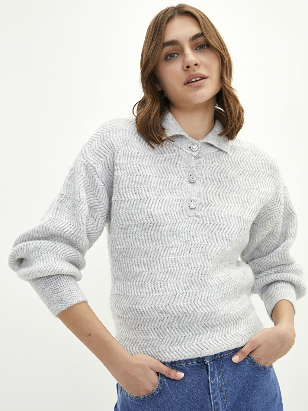 Gri Gömlek Yaka Kendinden Desenli Uzun Kollu Kadın Triko Tunik