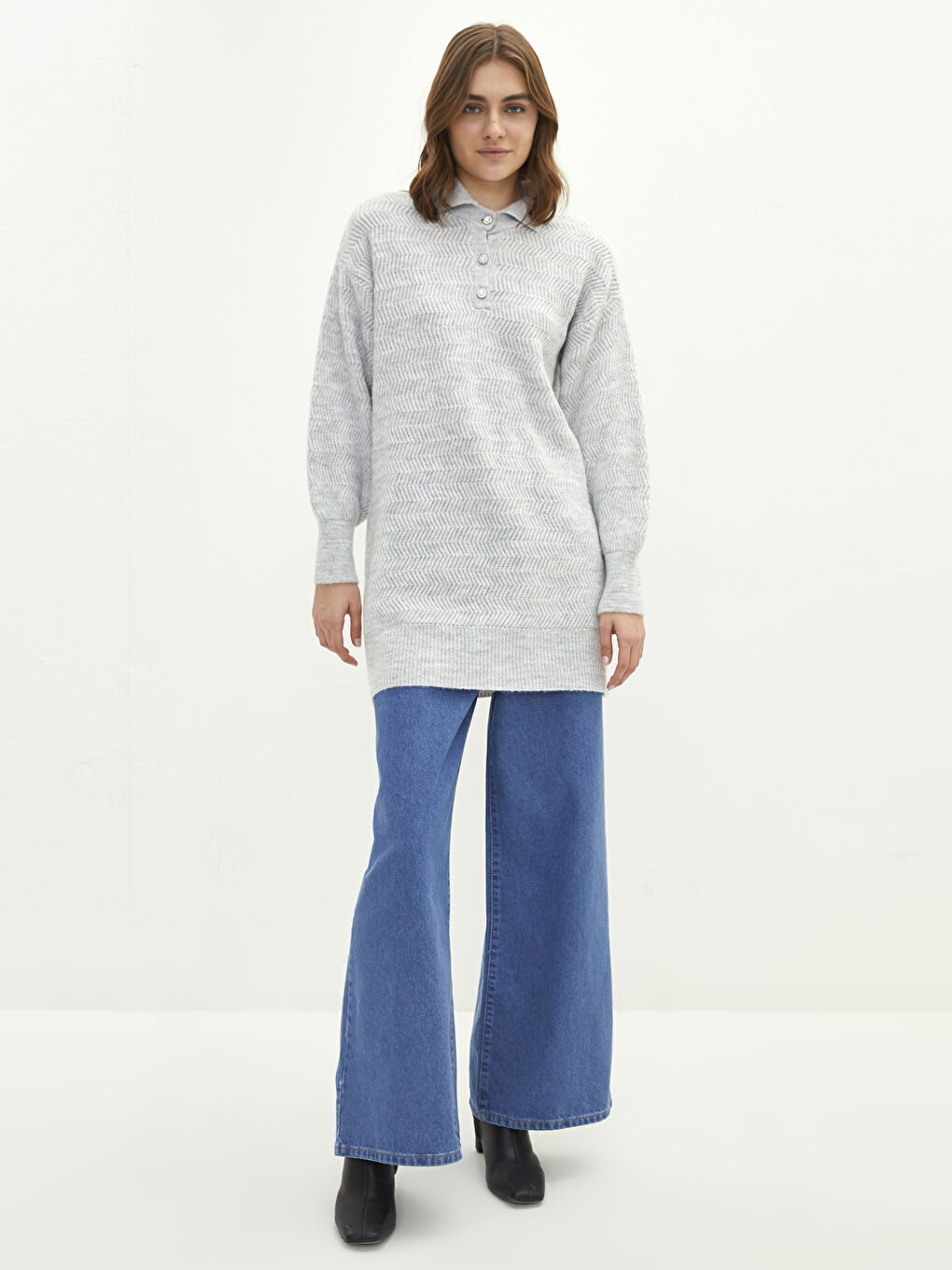 Gri Gömlek Yaka Kendinden Desenli Uzun Kollu Kadın Triko Tunik-2