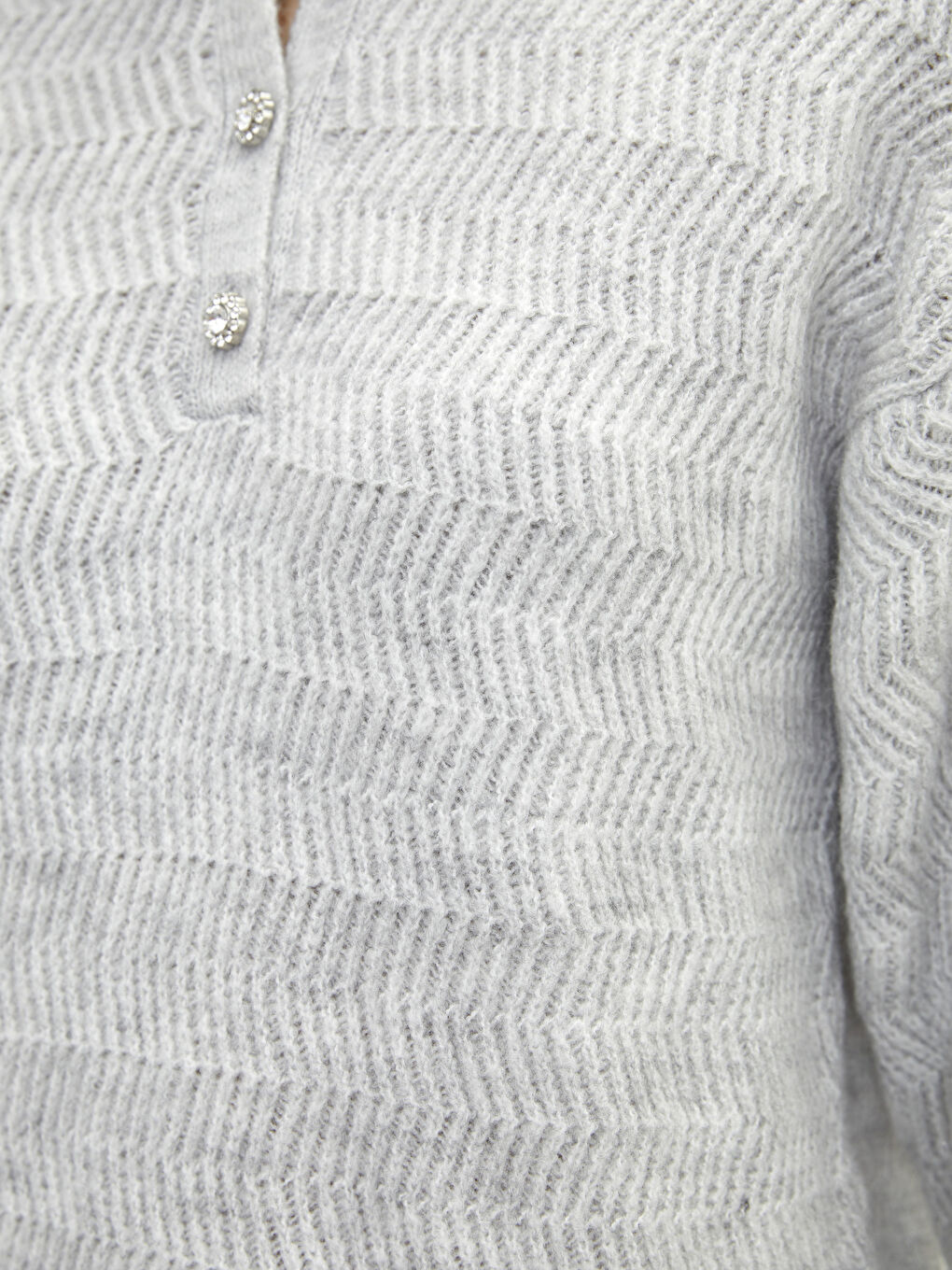 Gri Gömlek Yaka Kendinden Desenli Uzun Kollu Kadın Triko Tunik-3