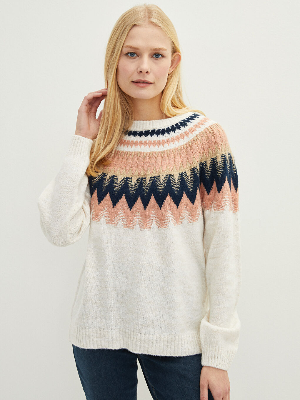 Crew Neck Color Block Long Sleeve Women's Knitwear Sweater-1