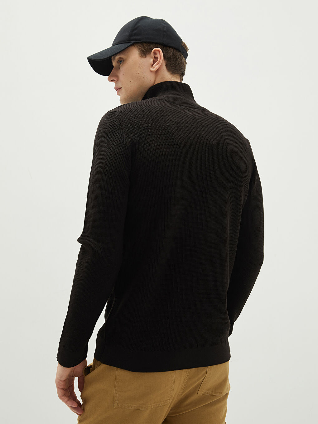 Siyah Dik Yaka Uzun Kollu Erkek Triko Kazak-4