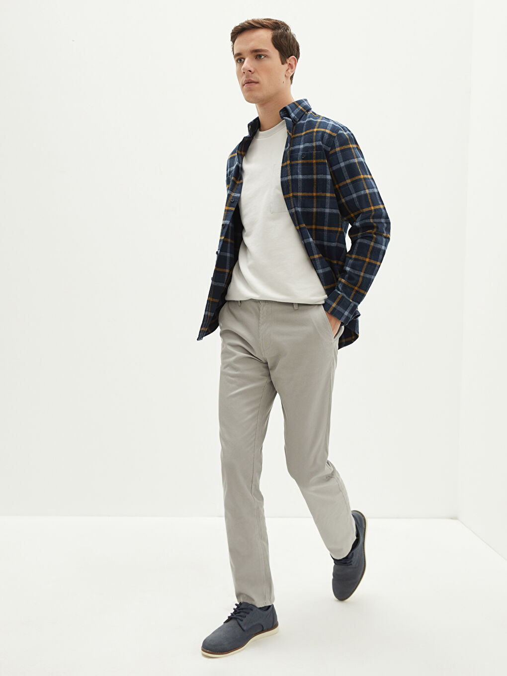 Редовен Панталон от Плат Добби-1