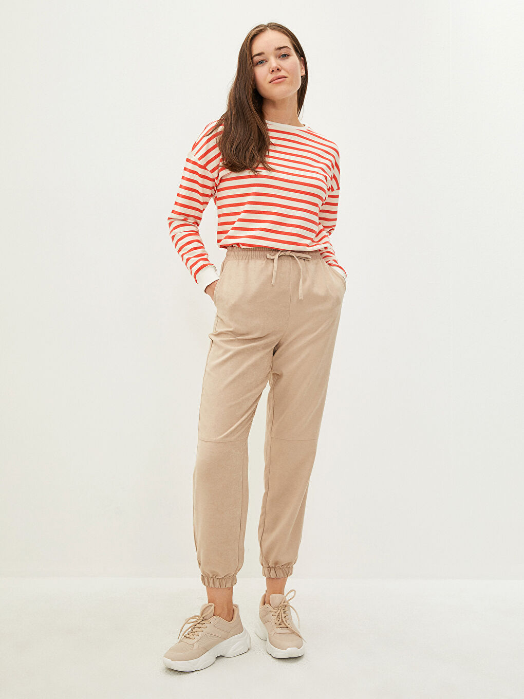 Ženske Jogger Pantalone sa Elastičnim Strukem i Detaljima Džepova-3