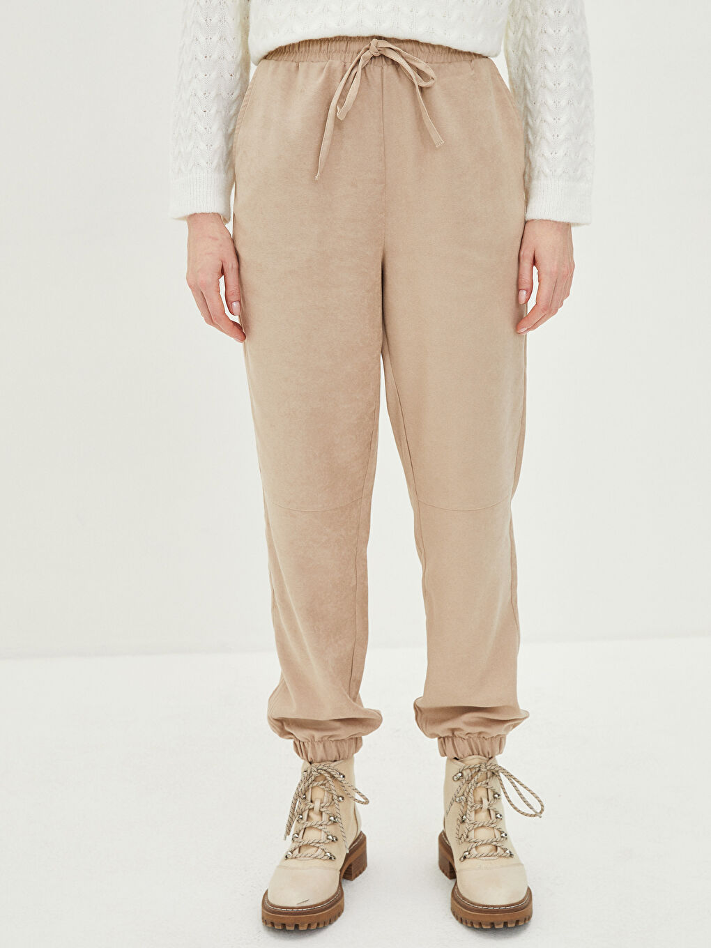 Ženske Jogger Pantalone sa Elastičnim Strukem i Detaljima Džepova-6