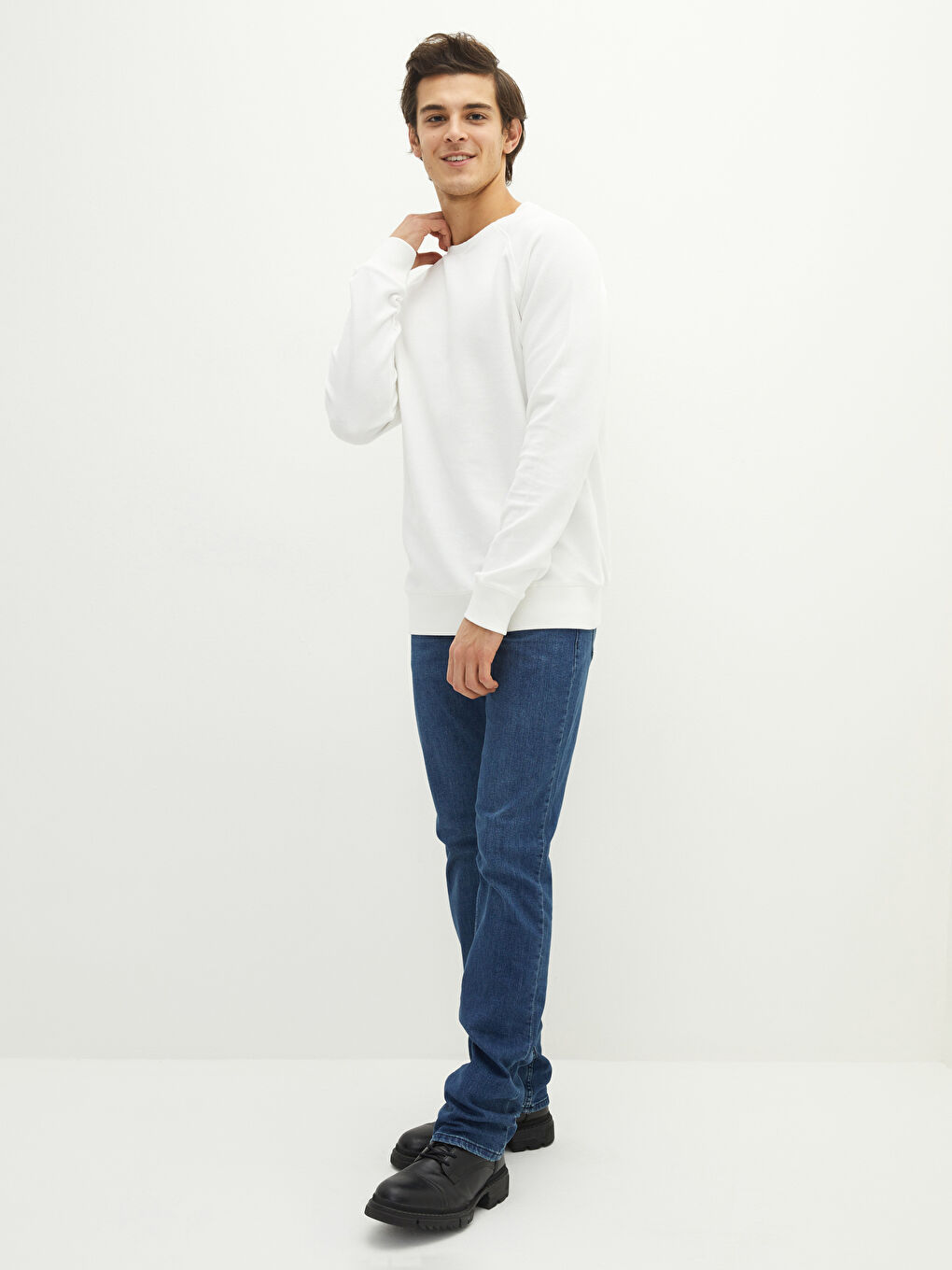 Crew Neck Long Sleeve Men's Sweatshirt-4