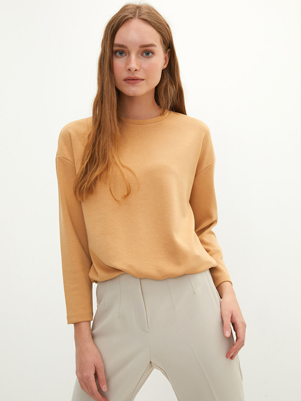 Bej Bisiklet Yaka Düz Uzun Kollu Kadın Tişört