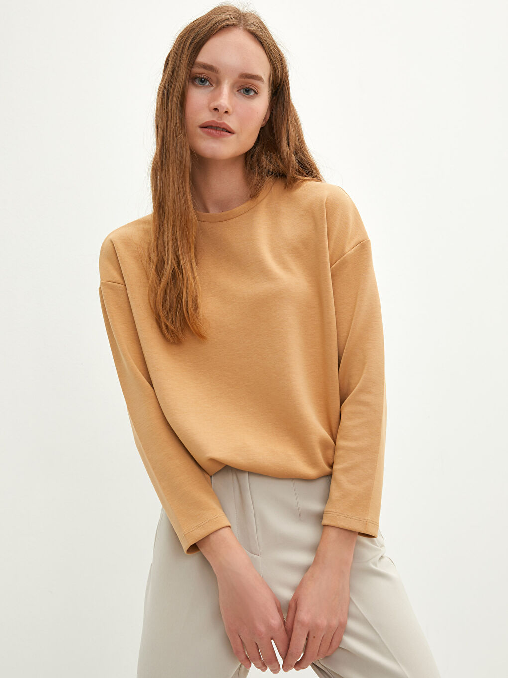 Bej Bisiklet Yaka Düz Uzun Kollu Kadın Tişört-1