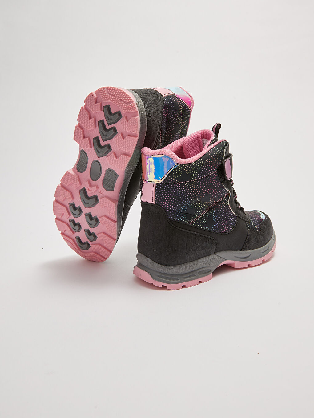 Siyah Baskılı Bağcık ve Cırt Cırtlı Su Geçirmez Kız Çocuk Bot-3