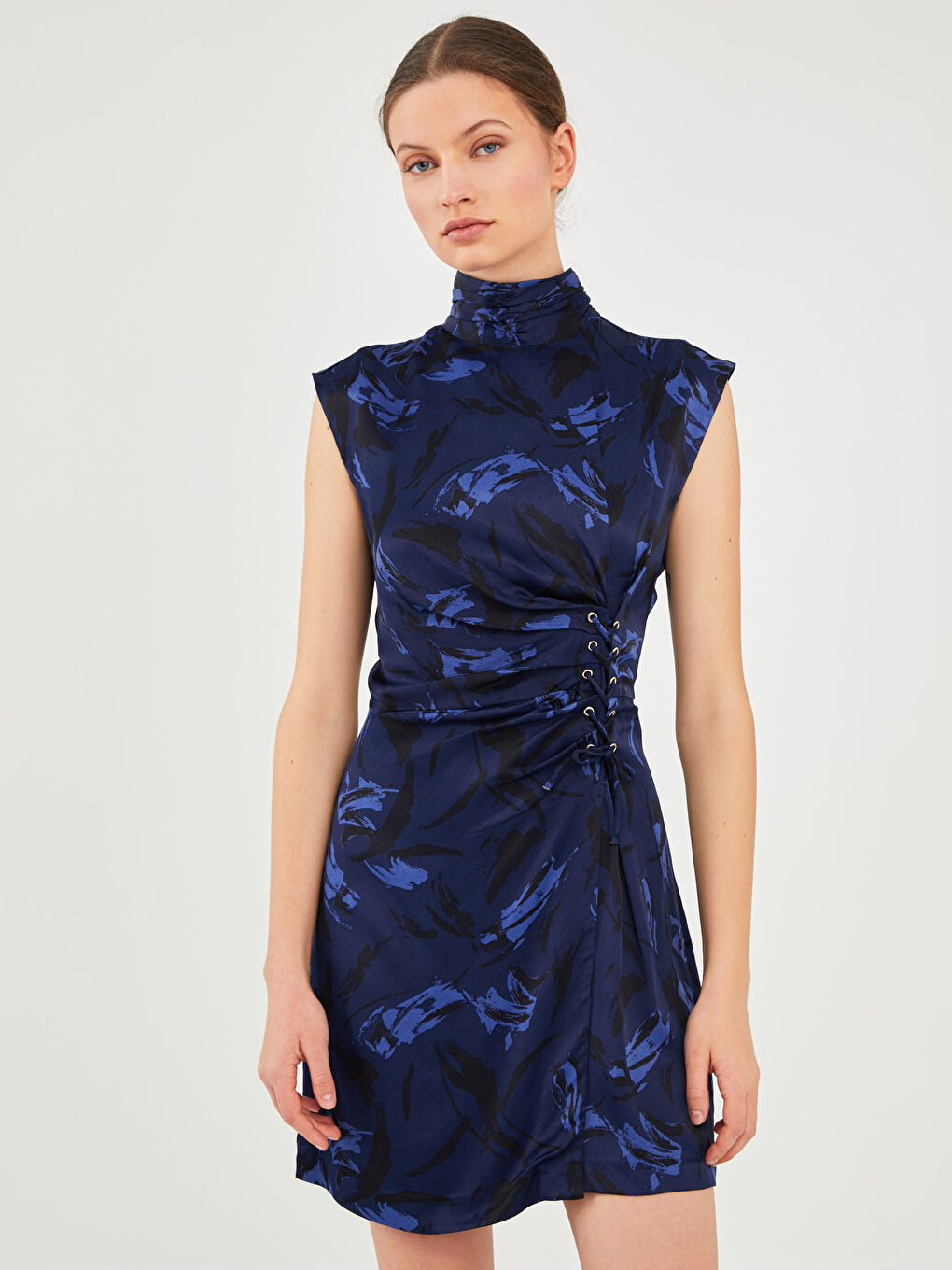 Lacivert Dik Yaka Desenli Kadın Saten Elbise-3