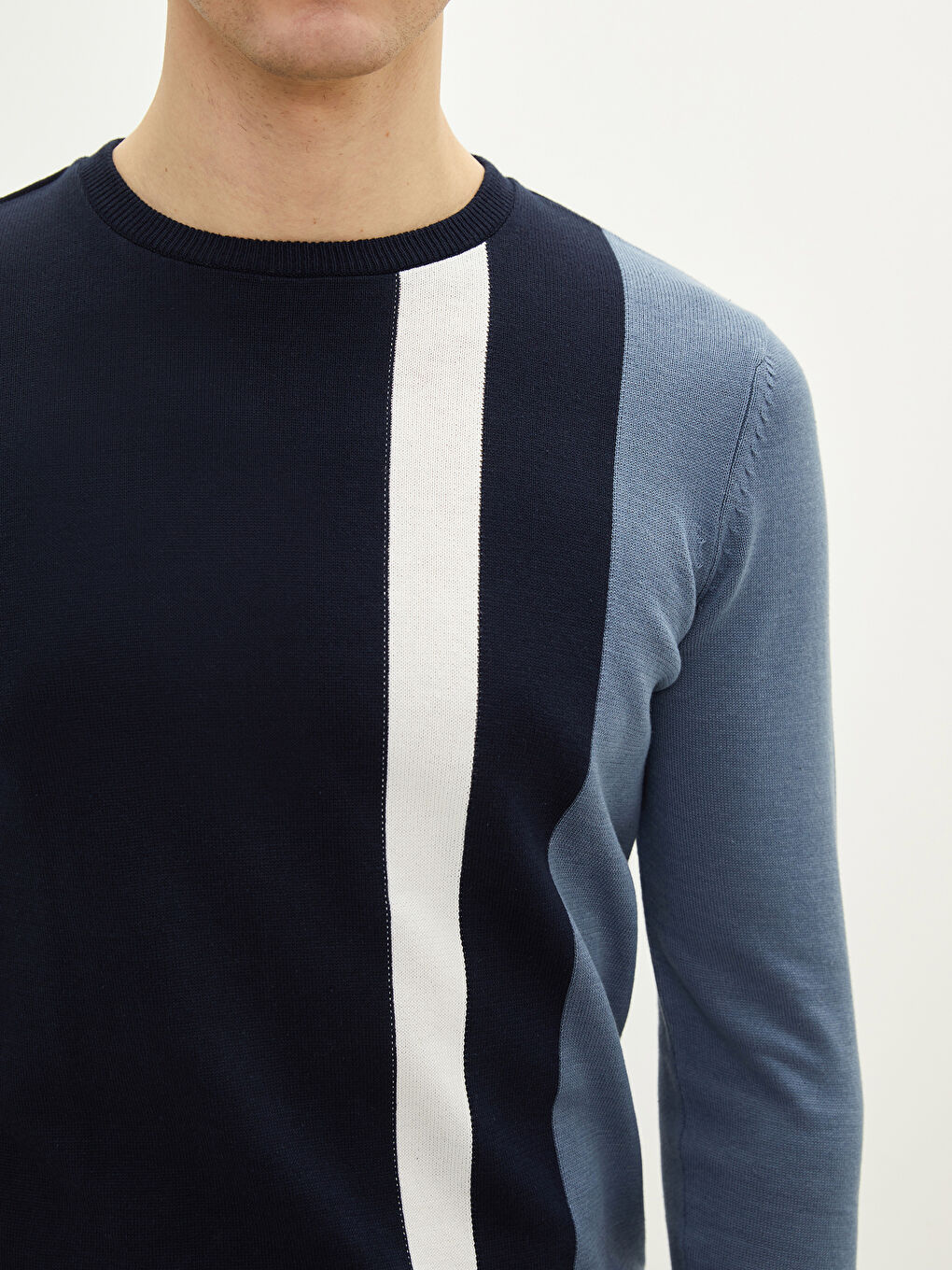 Crew Neck Long Sleeve Color Block Men's Knitwear Sweater-3