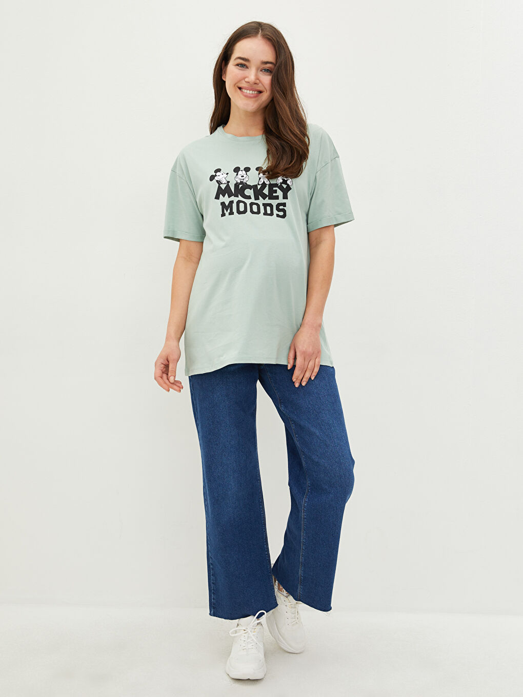 Yeşil Bisiklet Yaka Mickey Mouse Baskılı Kısa Kollu Pamuklu Hamile Tişört-1