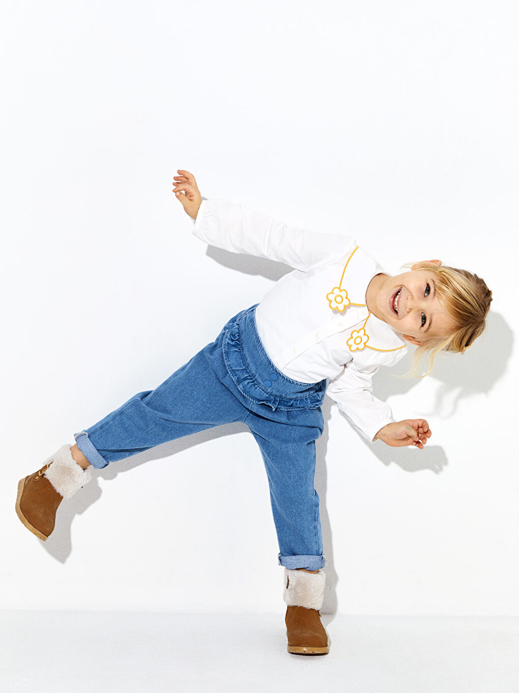 Ekru Uzun Kollu Nakış Detaylı Pamuklu Kız Bebek Gömlek-2