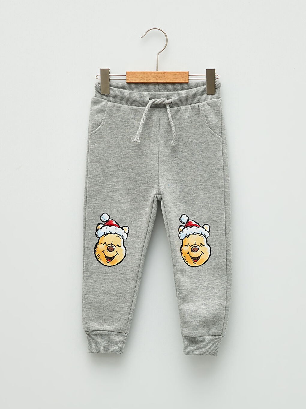 LCW baby Gri Beli Lastikli Winnie the Pooh Baskılı Erkek Bebek Jogger Eşofman Alt