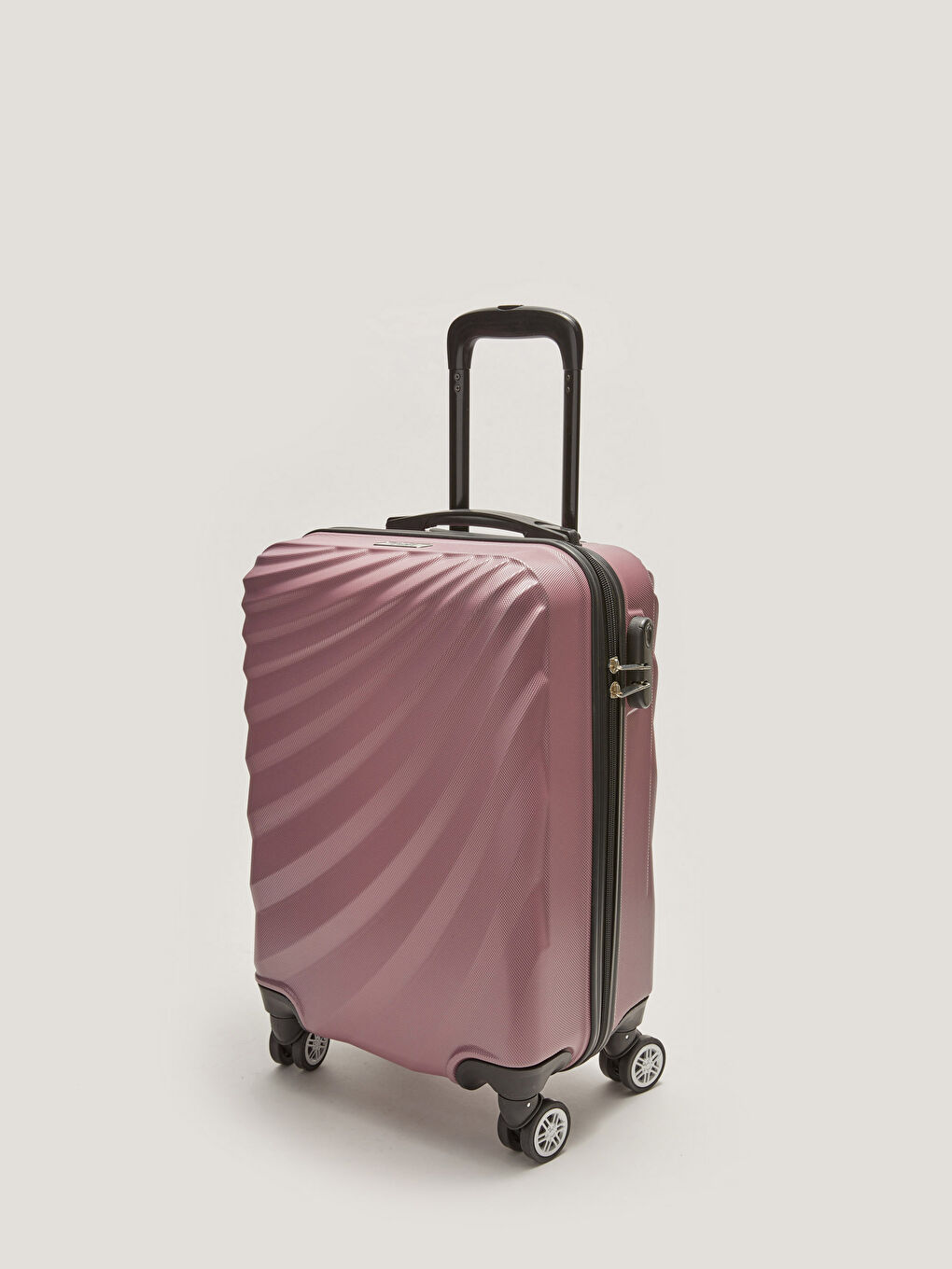 Medium Size Luggage with Pull Mechanism-1
