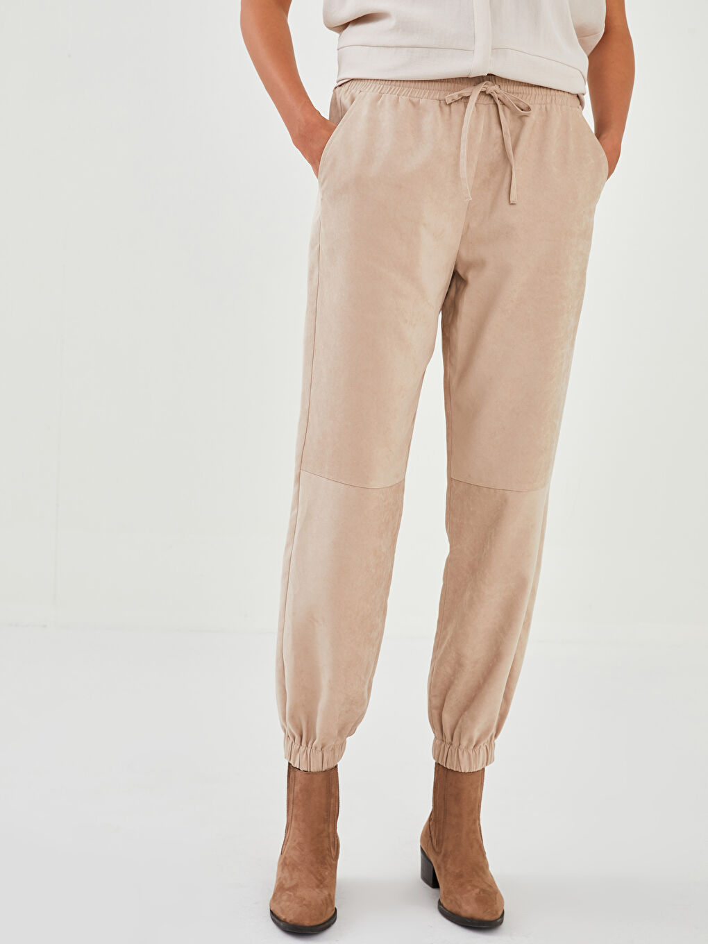 Elastic Waist Regular Pocket Detailed Women's Jogger Trousers-2