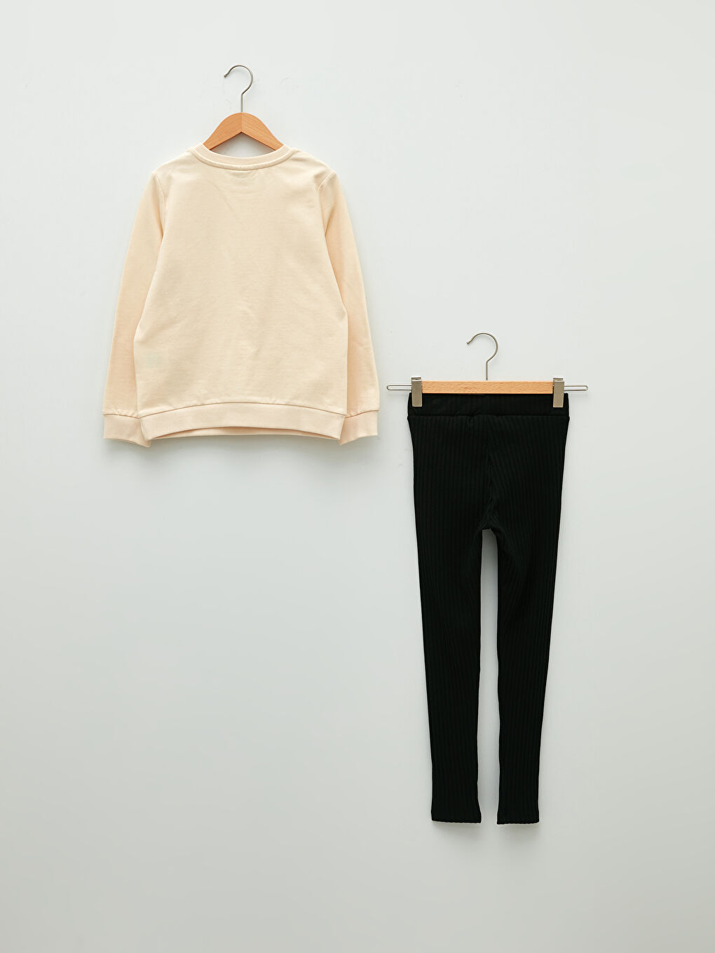 Bej Bisiklet Yaka Baskılı Uzun Kollu Oversize Kız Çocuk Sweatshirt ve Tayt-1