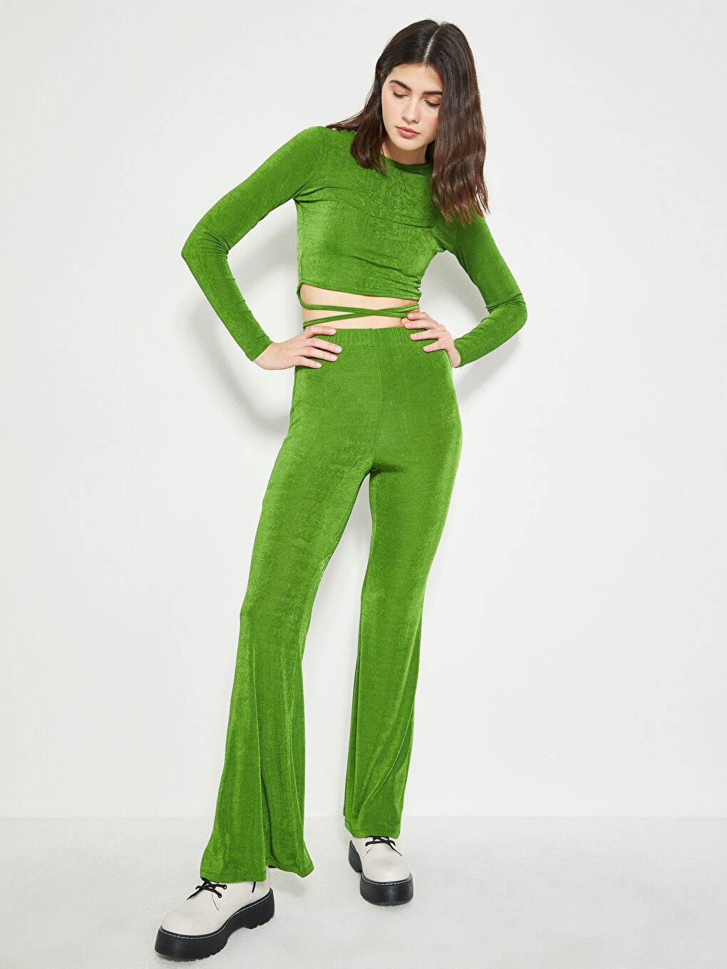 Yeşil Beli Lastikli Düz İspanyol Paça Kadın Eşofman Altı