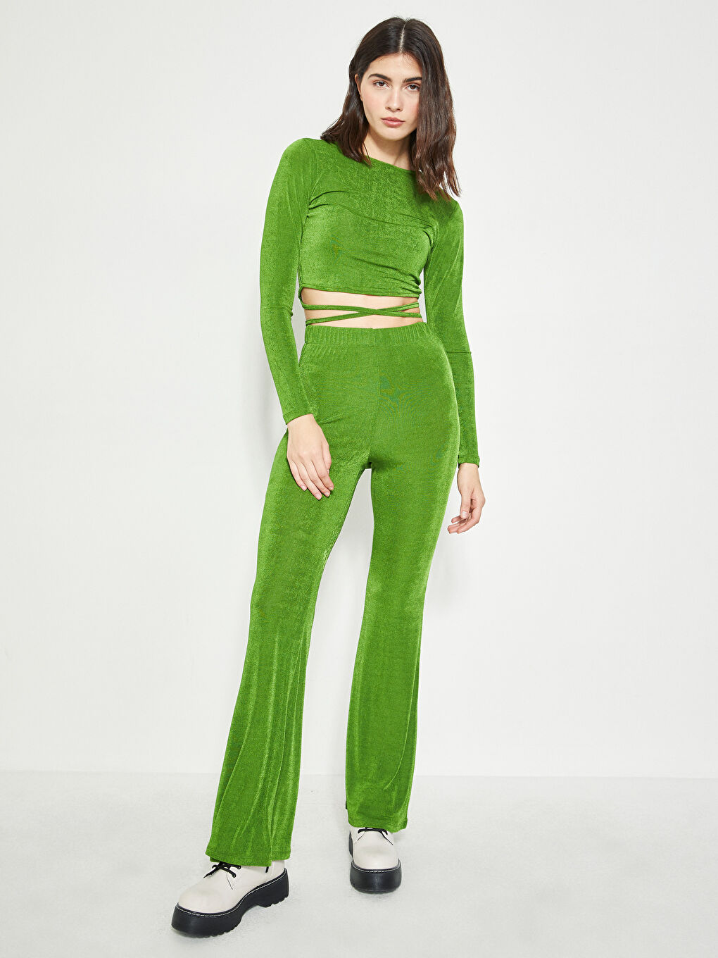 Yeşil Beli Lastikli Düz İspanyol Paça Kadın Eşofman Altı-2