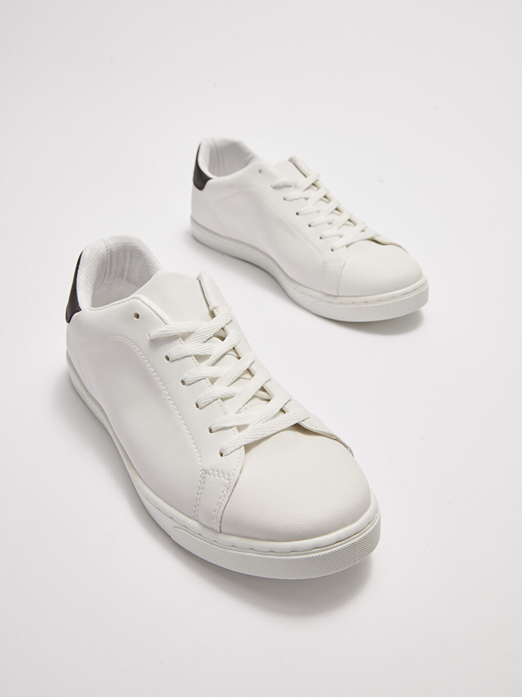 Beyaz Bağcıklı Erkek Spor Ayakkabı-2