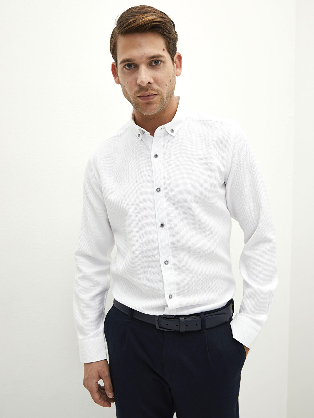 Beyaz Slim Fit Uzun Kollu Erkek Gömlek-1