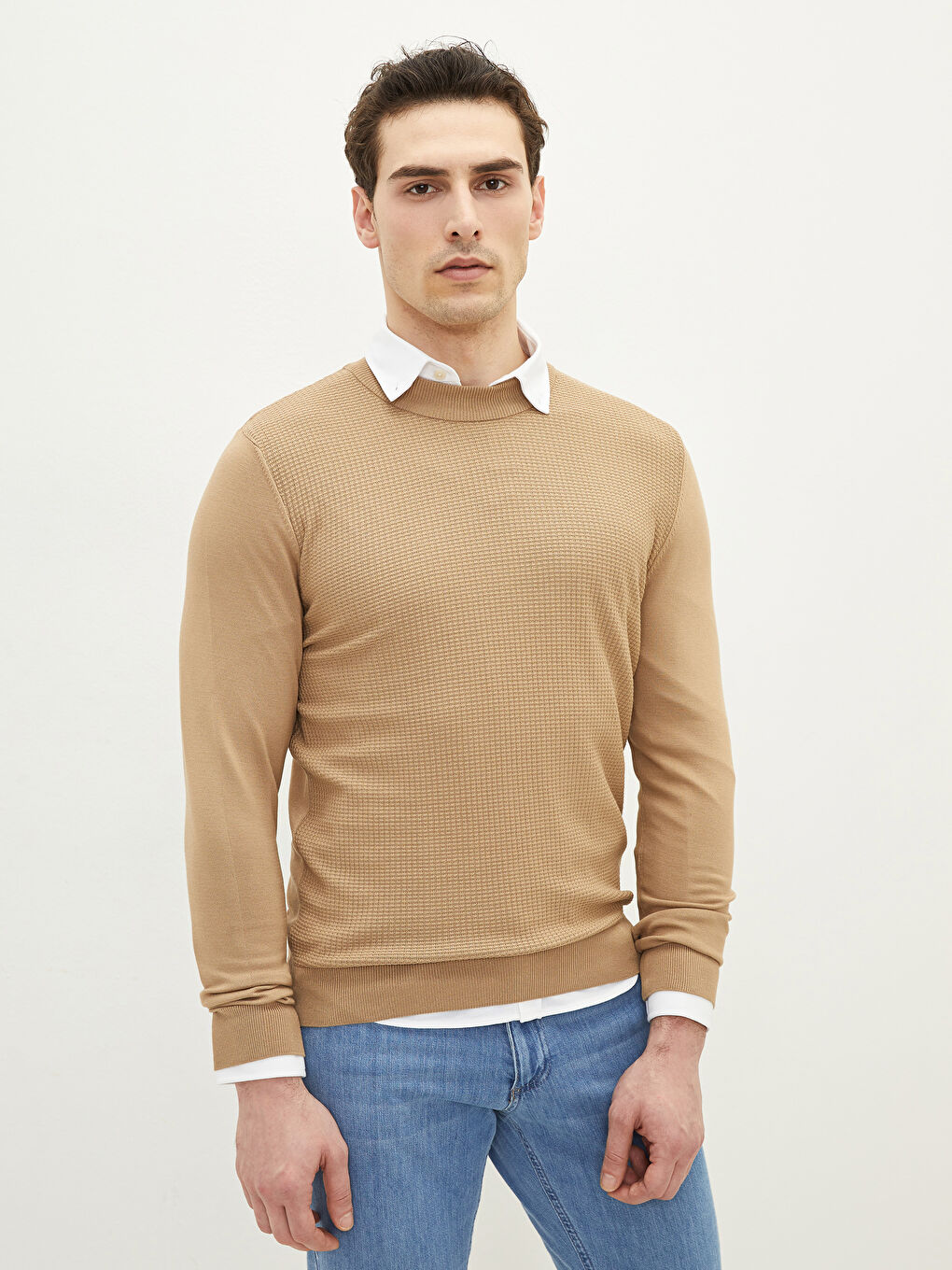 Kahverengi Dik Yaka Uzun Kollu Erkek Triko Kazak-1