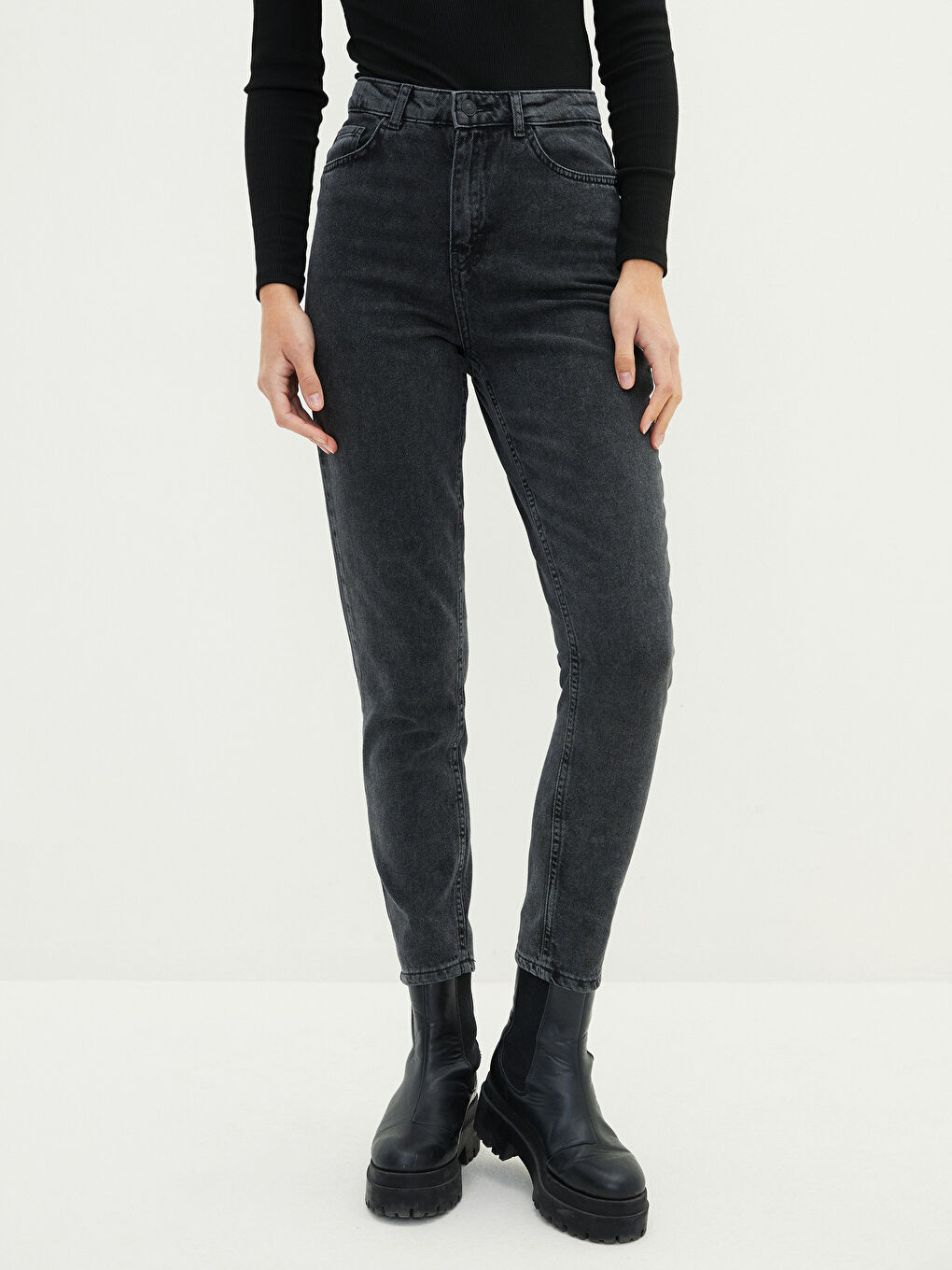 LCW Jeans Jean en Denim Rodeo Taille Haute Coupe Maman Détail Poches pour Femmes -W1K644Z8-GRD