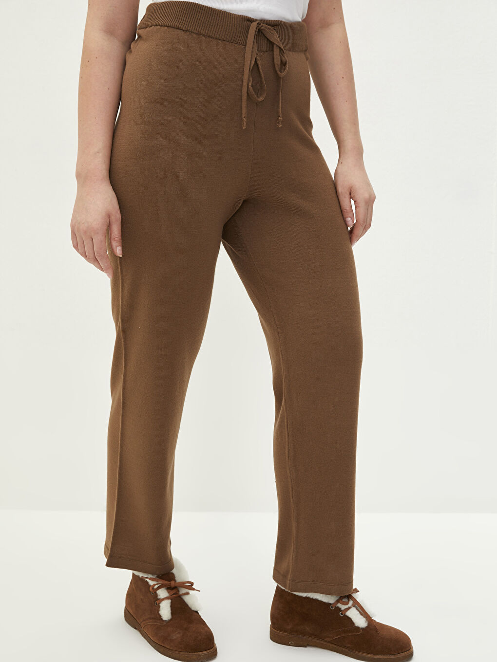 Women's Large Size Elastic Waist Straight Knitwear Trousers-2