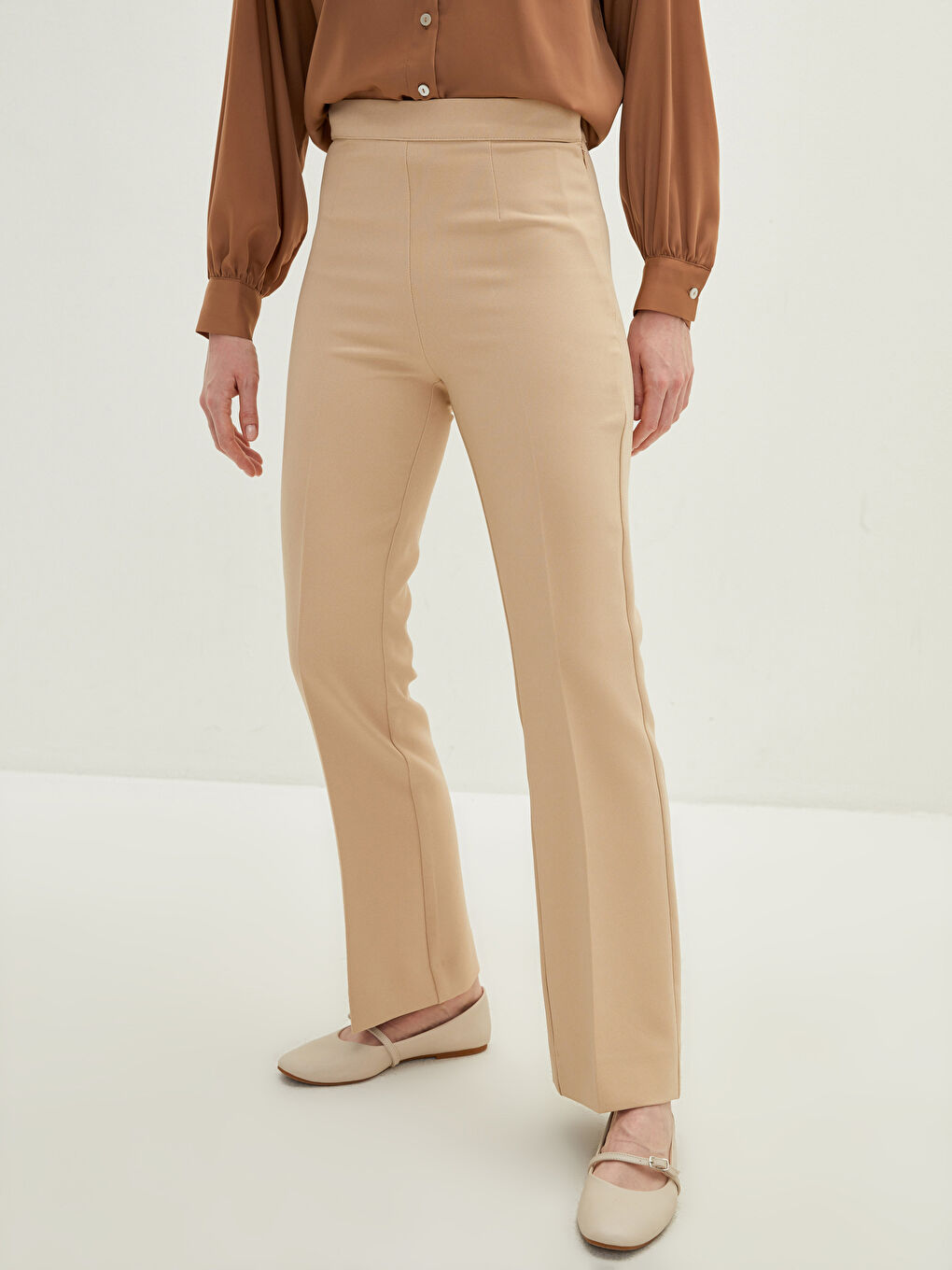 Kahverengi Rahat Kalıp Düz Geniş Paça Kadın Pantolon-3