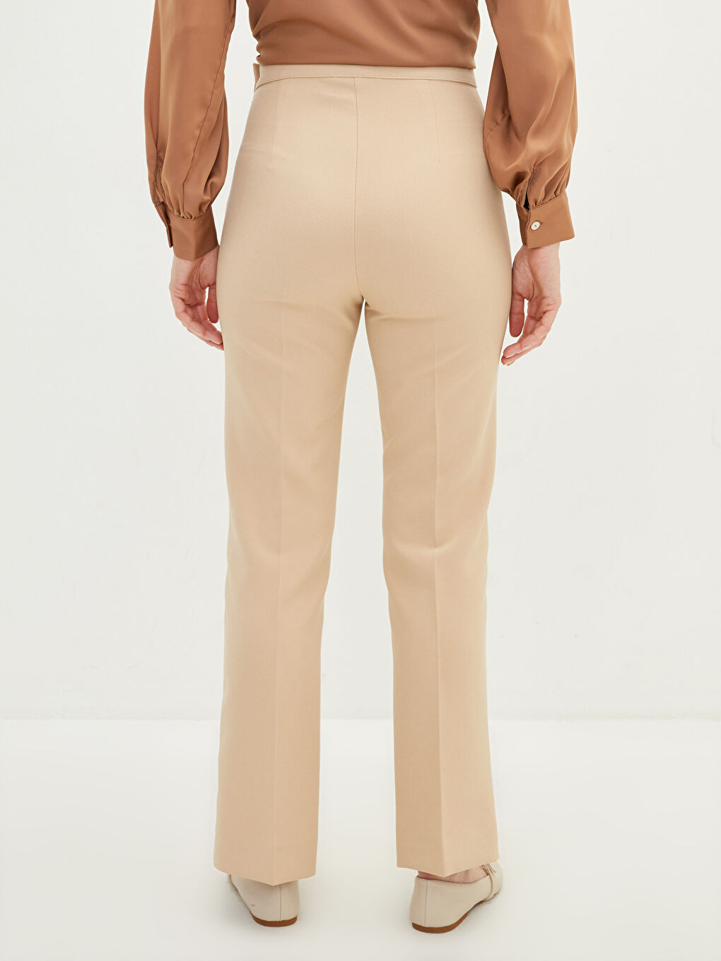 Kahverengi Rahat Kalıp Düz Geniş Paça Kadın Pantolon-4