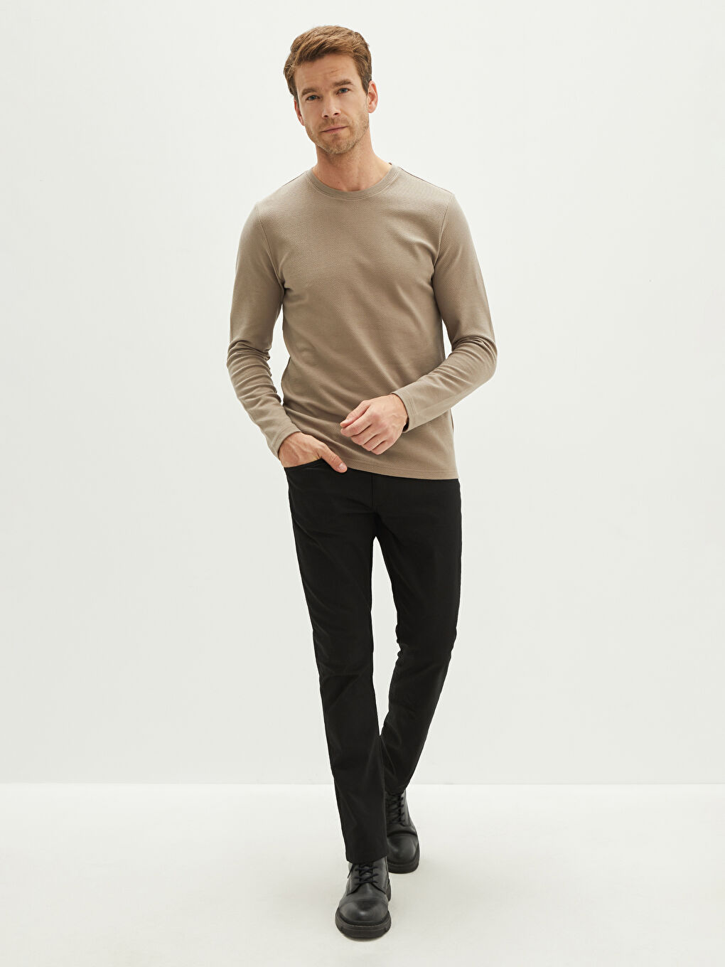 تيشيرت كم طويل بياقة دائرية للرجال-2