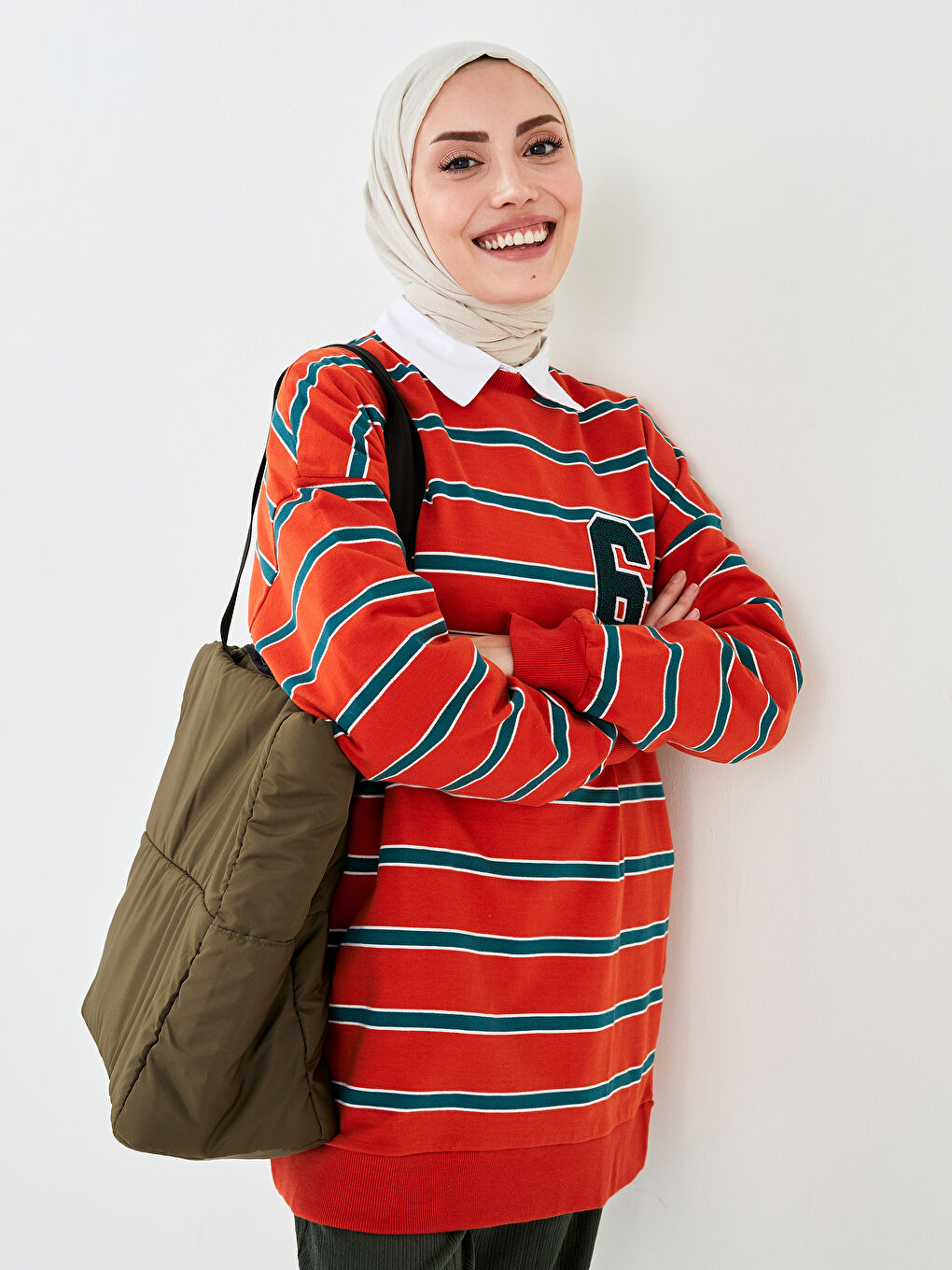 LCW Modest Crew Neck Striped Long Sleeve Oversize Cotton Women's Sweatshirt Tunic -W1K719Z8-RWW