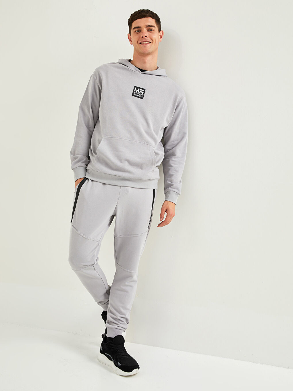 Sweatshirt à Capuche Imprimé à Manches Longues Oversize pour Hommes-4