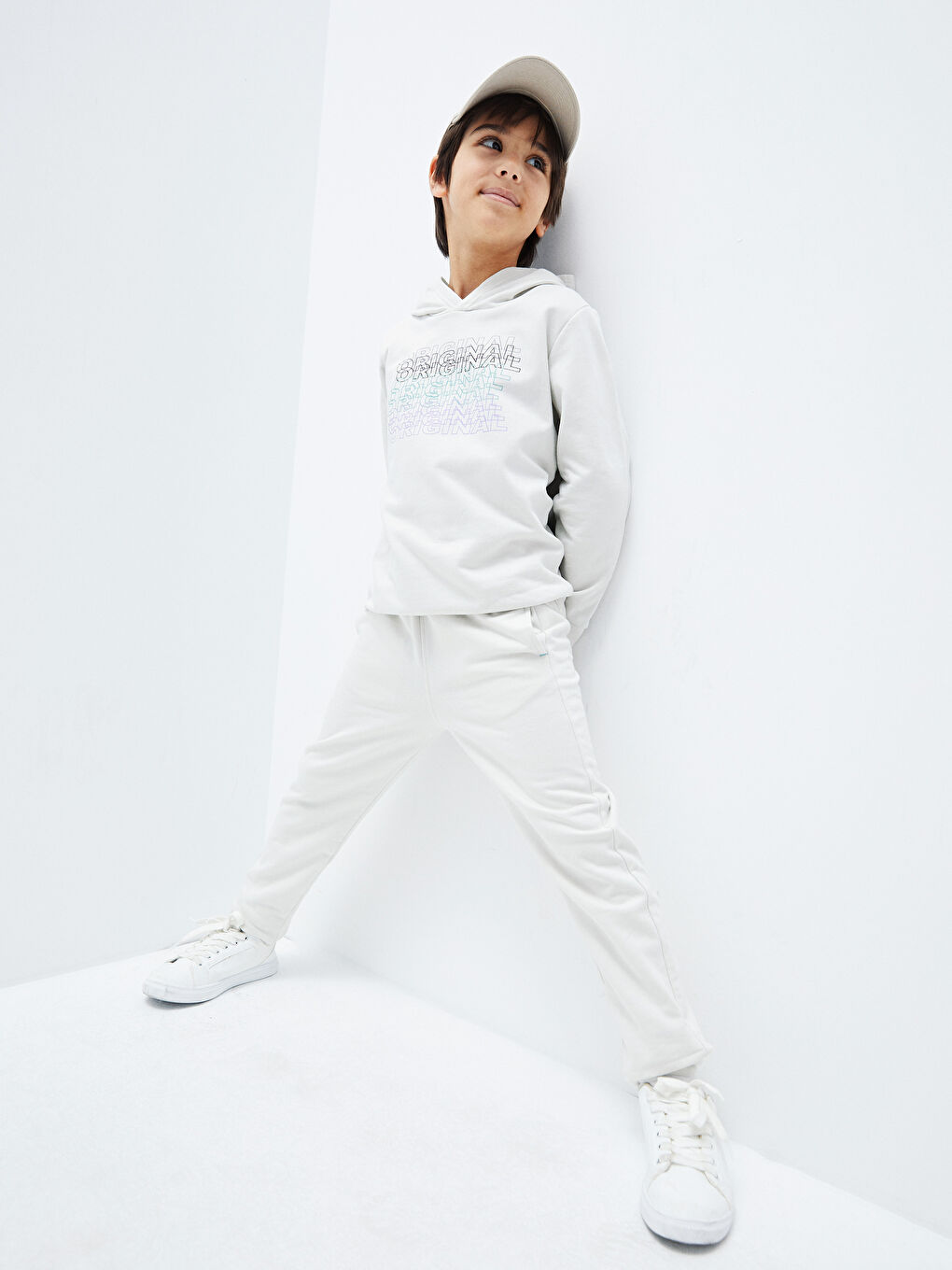 Базови спортни панталони джогър за момчета с еластична талия