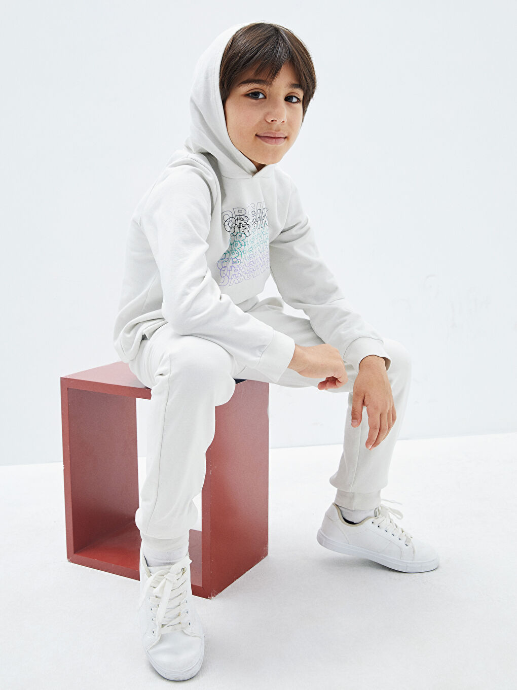 Базови спортни панталони джогър за момчета с еластична талия-2