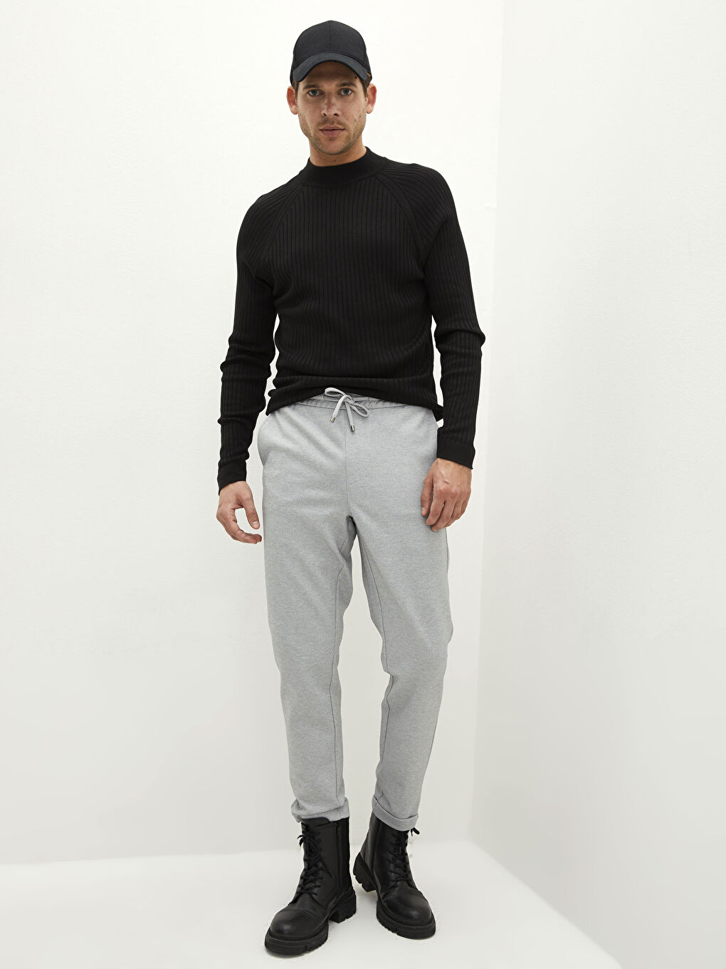 LCW Vision Men's Slim Fit Elastic Waist Trousers -W1K829Z8-CUZ