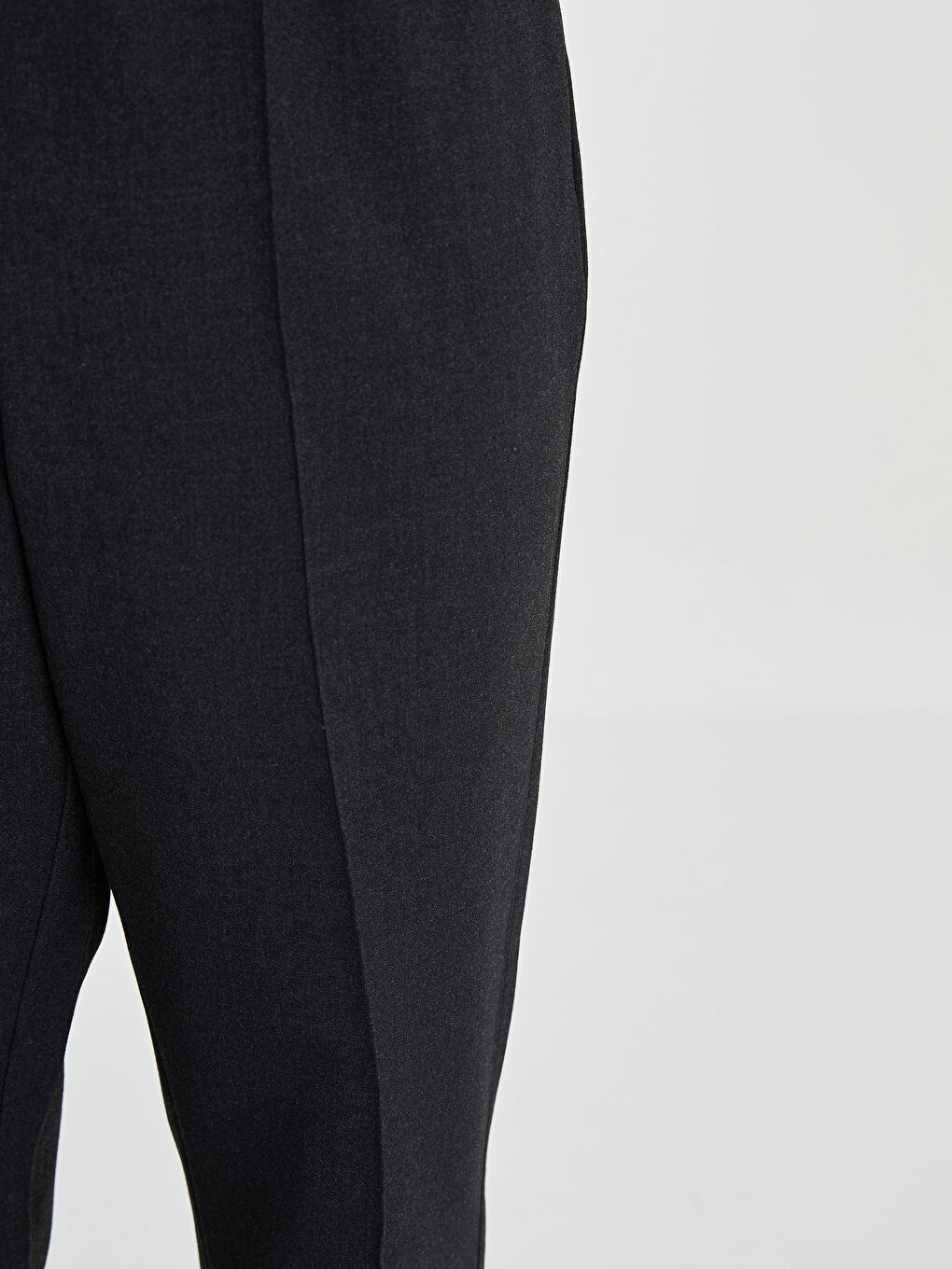 Women's Elastic Waist Relaxed Fit Regular Trousers-2