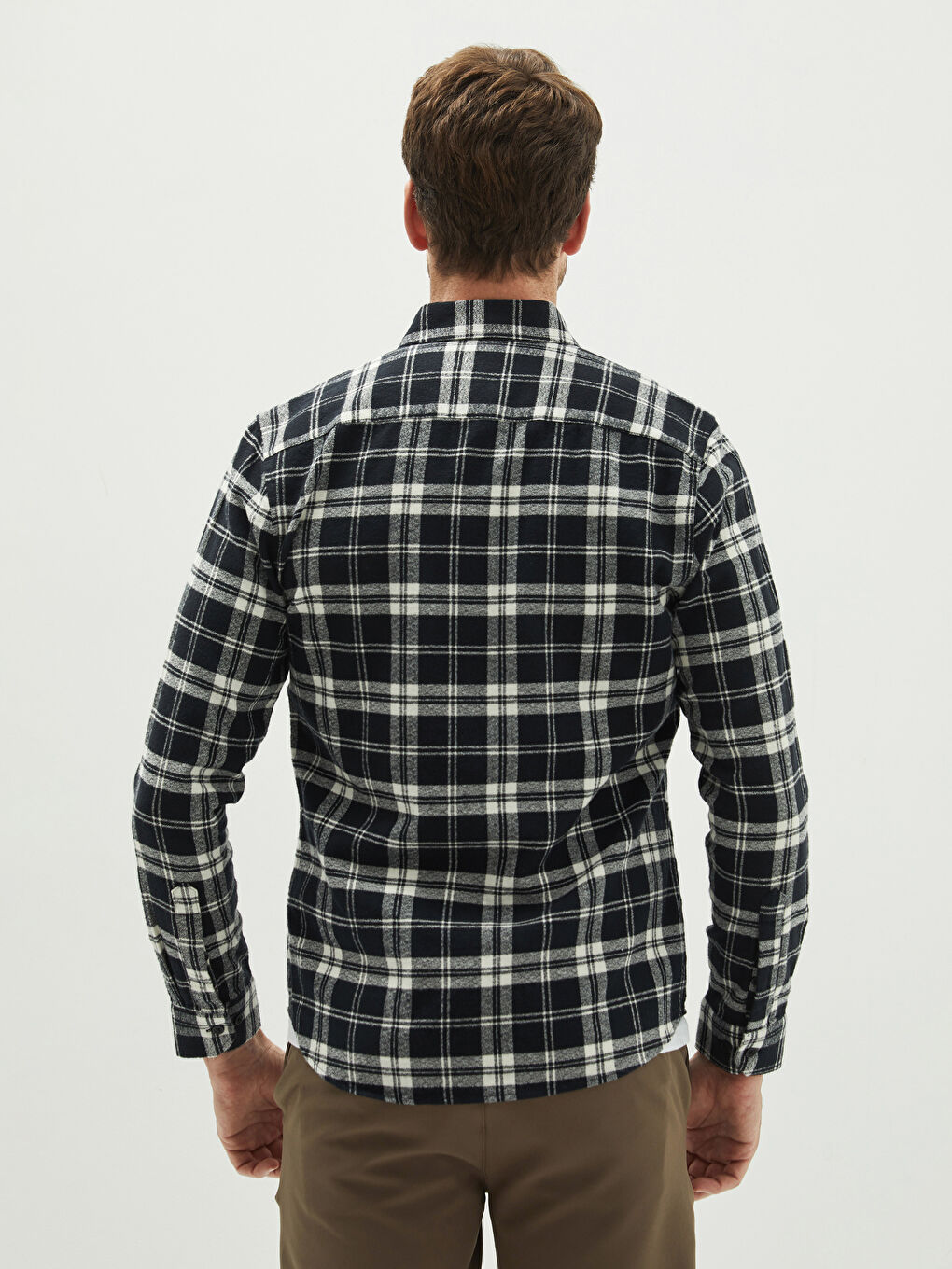 LCWAIKIKI Classic Slim Fit Uzun Kollu Ekose Erkek Gömlek -W1K839Z8-LKX