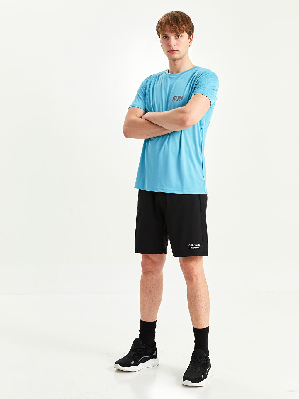 Siyah Standart Kalıp Erkek Spor Şort-1