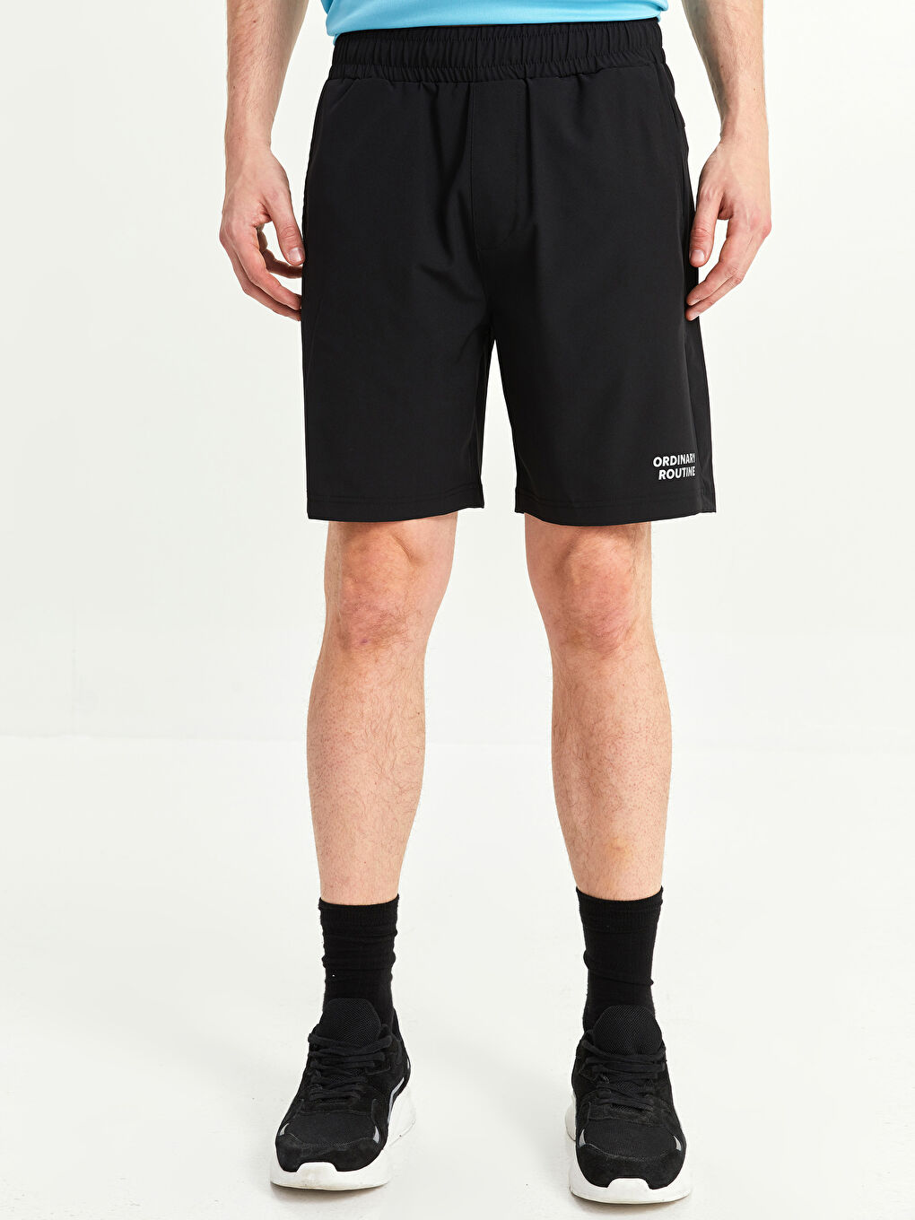 Siyah Standart Kalıp Erkek Spor Şort-5