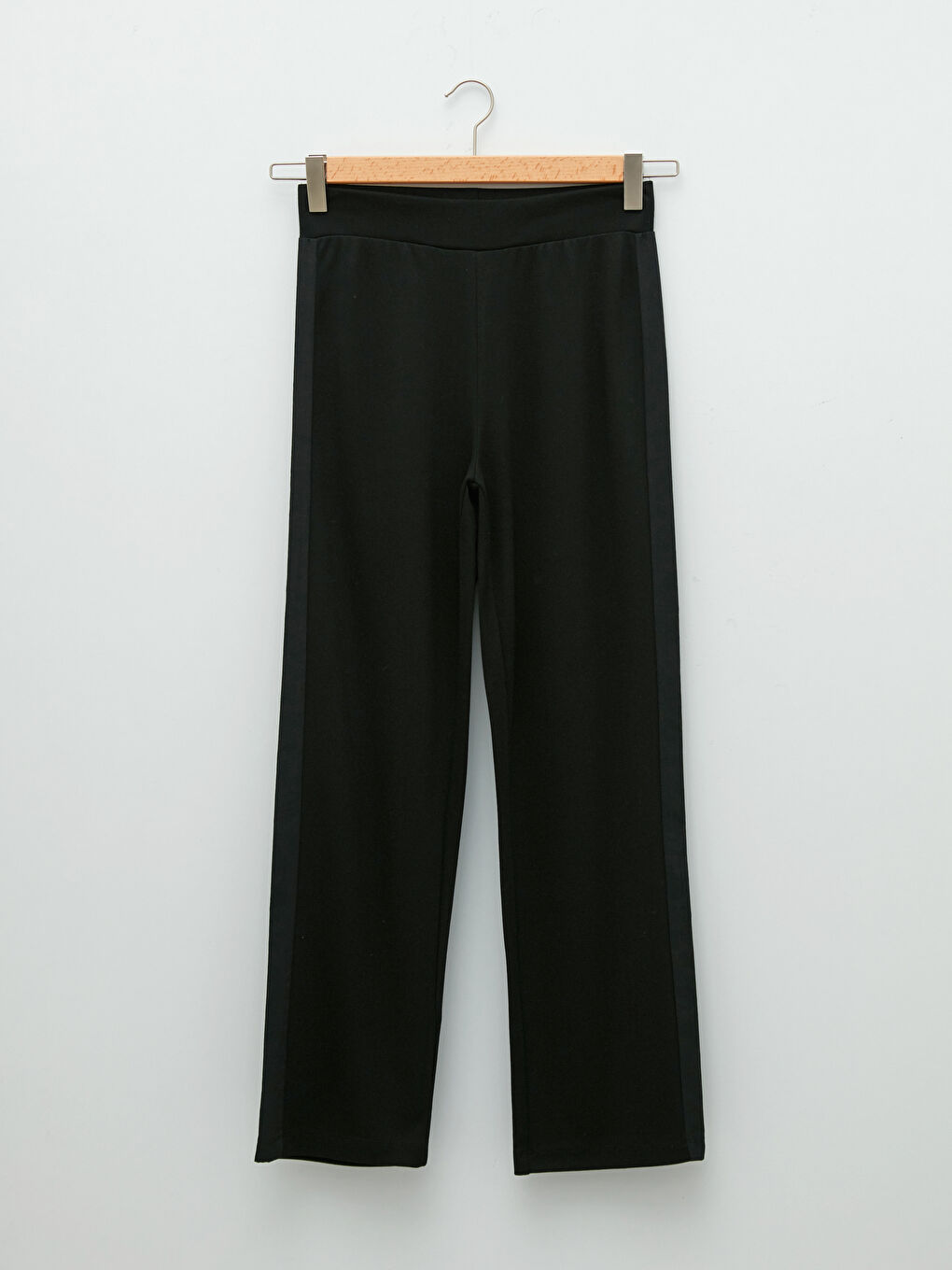 LC Waikiki Women's Elasticated Waist Plain Sweatpants -W1K920Z8-CVL